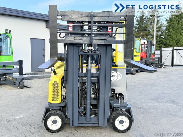 四向叉车 Combilift CB3000 GAS TRIPLEX 4900 FREE-LIFT
