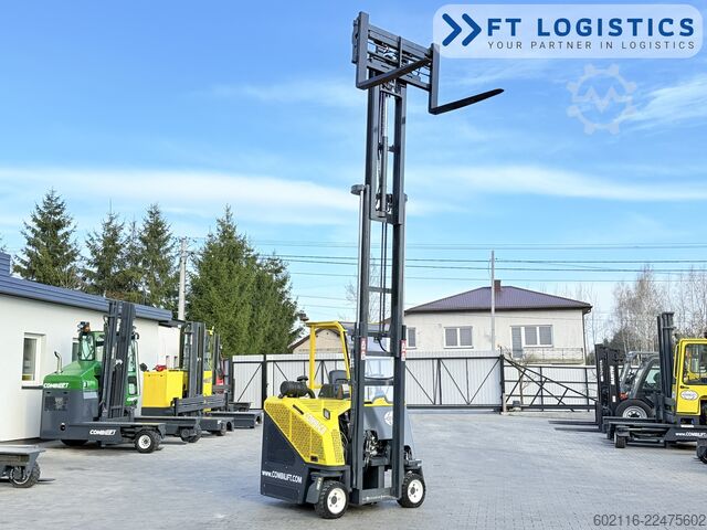 四向叉车 Combilift CB3000 GAS TRIPLEX 4900 FREE-LIFT