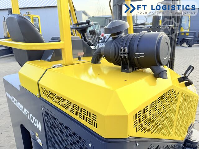 四向叉车 Combilift CB3000 GAS TRIPLEX 4900 FREE-LIFT
