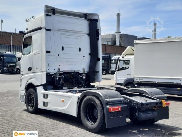 Standardni tegljač MERCEDES-BENZ 1851 LS BigSpace Standklima Retarder