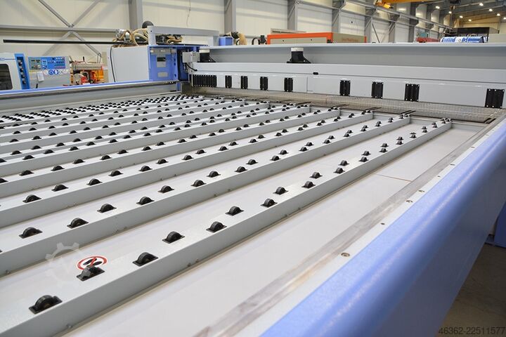 Sierra de panel HOLZMA HPP 430 | 6 months warranty