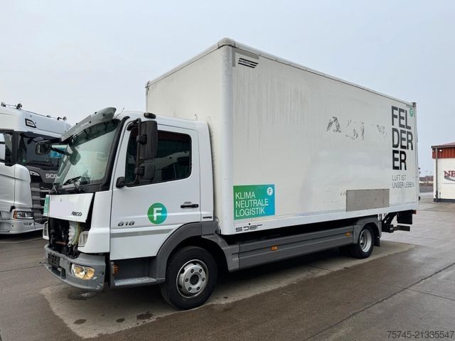 বক্স ট্রাক MERCEDES-BENZ ATEGO 818 * ANFAHUNFALL * MOTOR LÄÜFT *