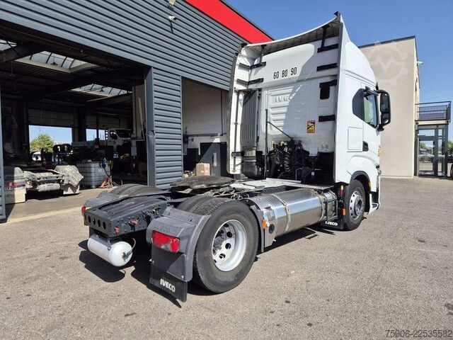 Tractora standard Iveco S-WAY