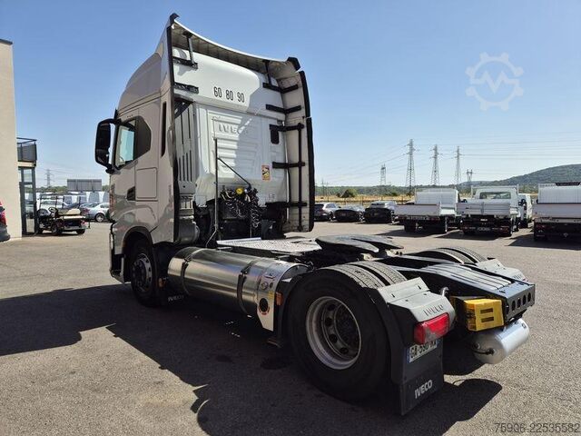 Tractora standard Iveco S-WAY
