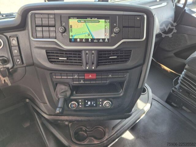 Tractora standard Iveco S-WAY