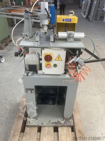 фрезерний верстат для стійок з ПВХ та алюмінію SCHURING ML 120