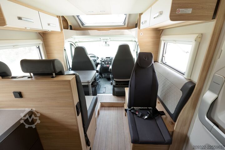 Lakókocsi/lakóautó Fiat Ducato Weinsberg Carasuite 2020 | Completamente accessoriato | 5 posti let