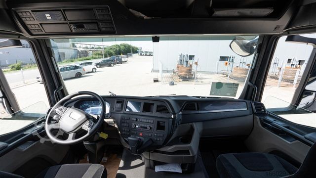 Caminhão para fins especiais MAN MAN 35.470 8x2 Kran F710 RA2.26