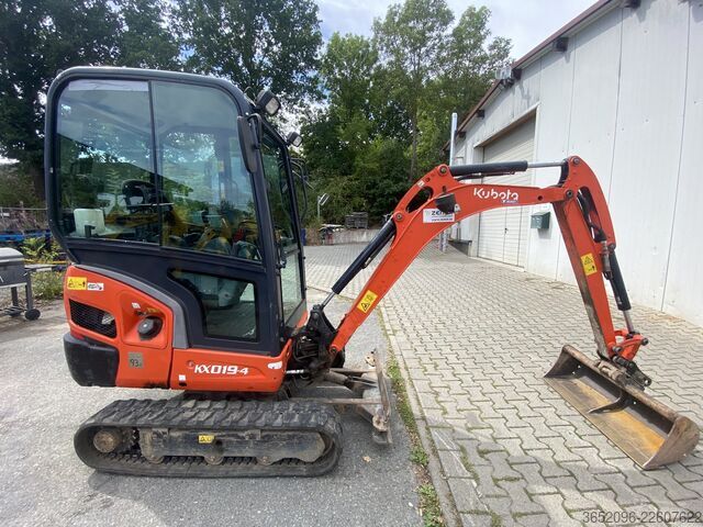 ミニショベル Kubota KX019-4