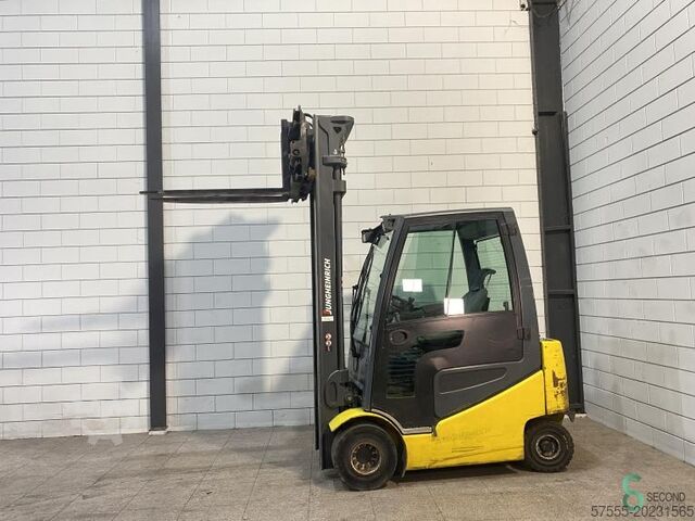 フォークリフト Jungheinrich EFG 425k