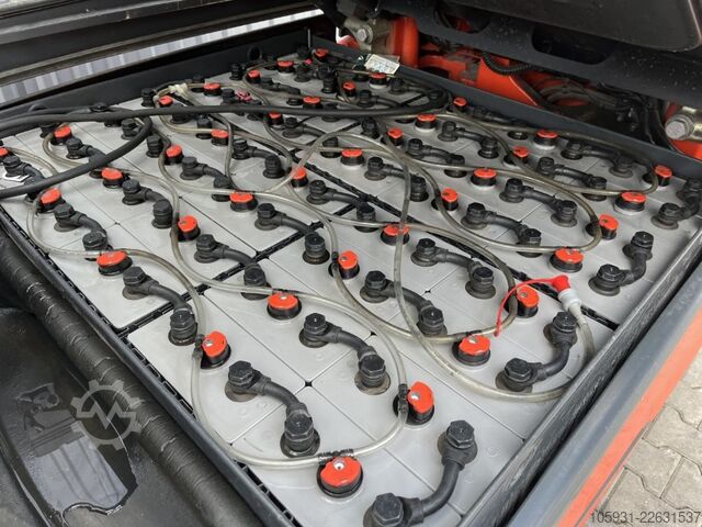  Linde E30L-01