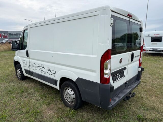 Van FIAT Ducato Kasten m. Werkbank & -regalen, Rfk