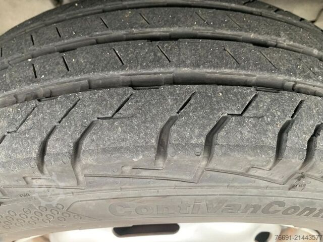 Højt tag varevogn Ford Transit 280 Van - L2 H2