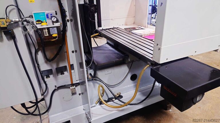 Milling machine XYZ SMX3500 CNC Bed Type Milling Machine