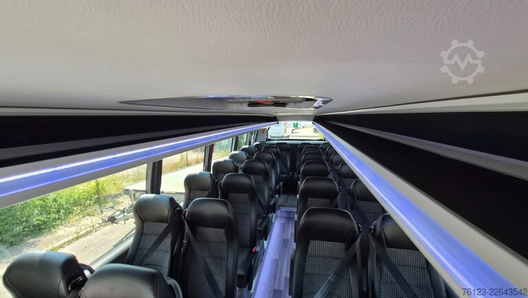 Minibus IVECO 2x Daily 70 Lagerfahrzeug Ferqui Sunrise 2,5 m B