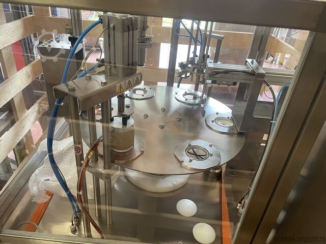 IJsproductie, roterende vulmachine RotoPack, Finamac 15/6