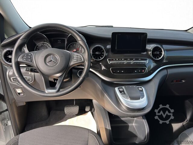 Minibus Mercedes-Benz V 220 d RISE Kompakt 5-Sitzer