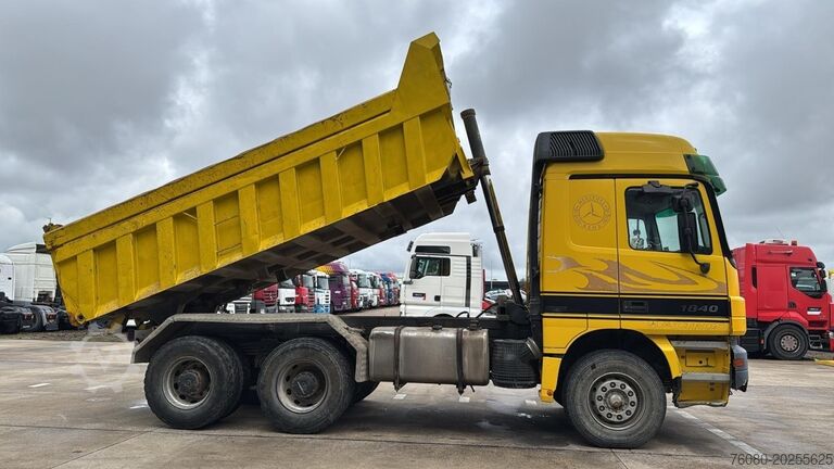 Sklápač Mercedes-Benz ACTROS 2640 (EPS / LAMES / GRAND PONT / 6X4 / 3...
