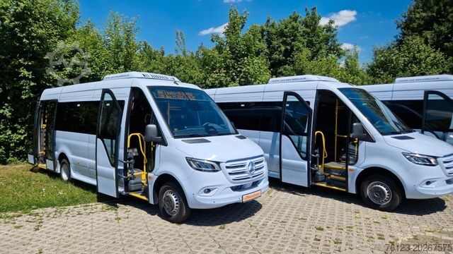 حافلة صغيرة MERCEDES-BENZ Sprinter 517 Heckniederflur Vorlauffahrzeug