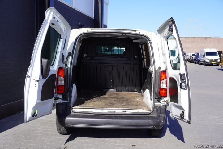 Aukšto stogo universalas Peugeot Partner 1.2 Benzine EURO 6 - Airco - Carkit - P...