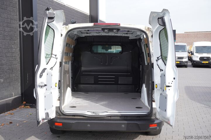 উঁচু ছাদের স্টেশন ওয়াগন Ford Transit Connect 1.5 EcoBlue Automaat EURO 6 - A...