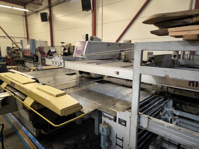 Mașină de perforat și crestat Muratec Vectrum 3046