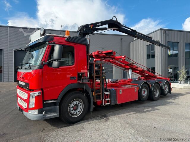 Grue montée sur camion VOLVO FM500 8x2 Pusher Tridem Crane Hiab 099 B3 Radio