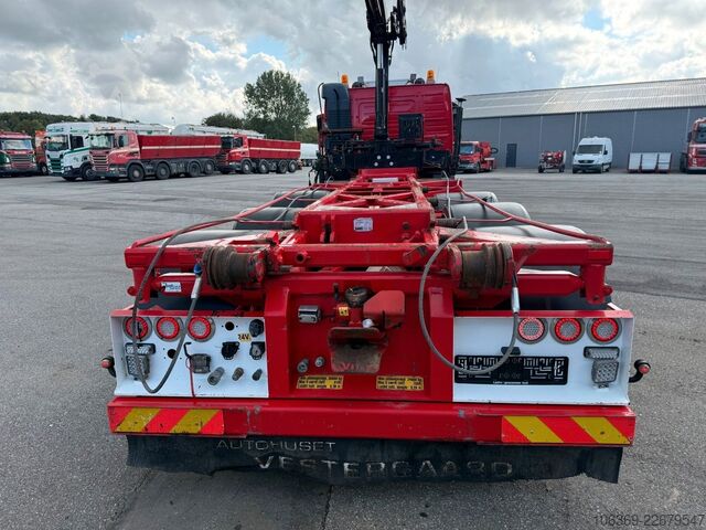 Grue montée sur camion VOLVO FM500 8x2 Pusher Tridem Crane Hiab 099 B3 Radio