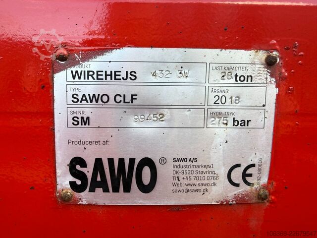 Grue montée sur camion VOLVO FM500 8x2 Pusher Tridem Crane Hiab 099 B3 Radio