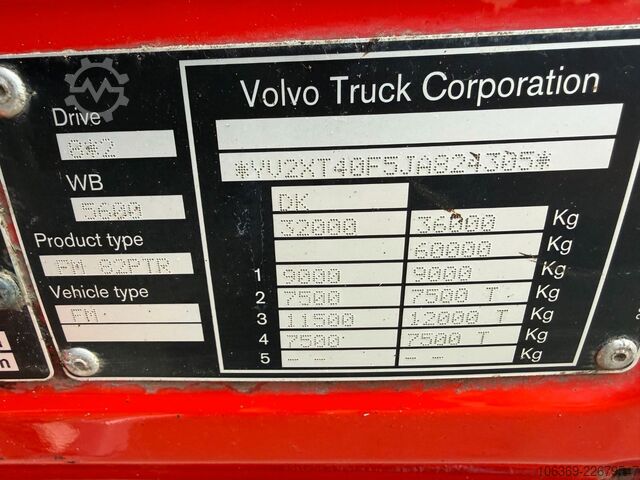 Grue montée sur camion VOLVO FM500 8x2 Pusher Tridem Crane Hiab 099 B3 Radio