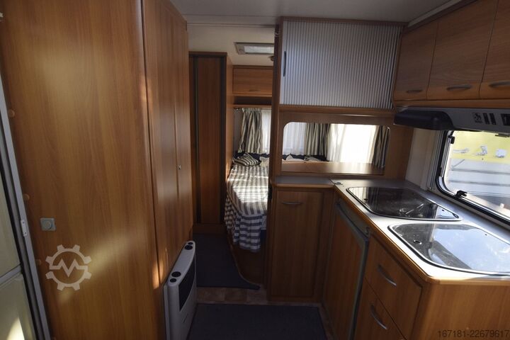 房车 KNAUS Eurostar 450 mit Mover und Vorzelt