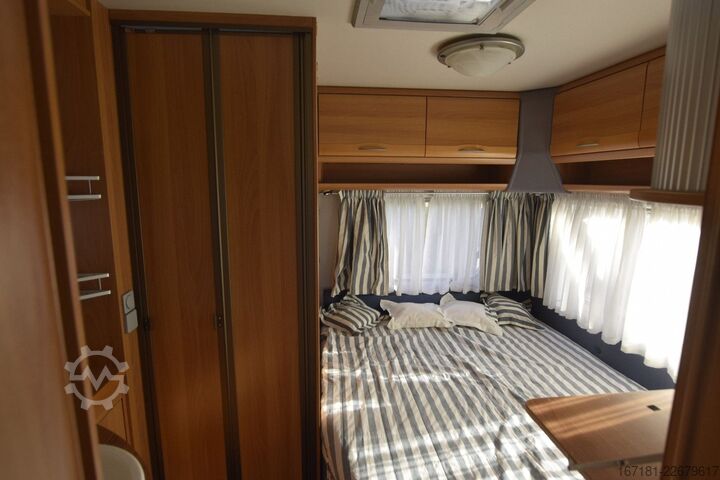 房车 KNAUS Eurostar 450 mit Mover und Vorzelt