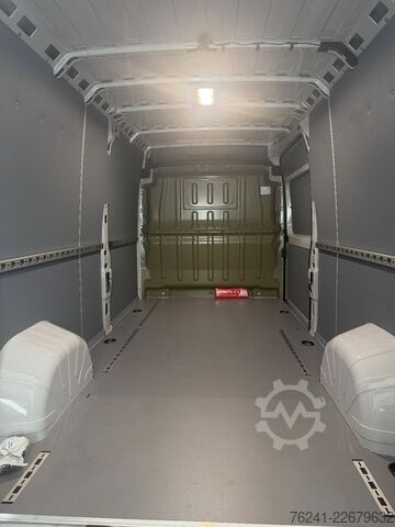 Panelová dodávka Citroën Jumper Kastenwagen L3H2 3.5T Heavy 140 Automatik
