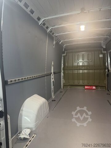 Panelová dodávka Citroën Jumper Kastenwagen L3H2 3.5T Heavy 140 Automatik