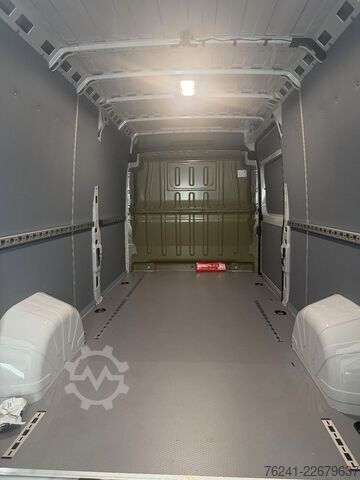 Dodávka s vysokou střechou Citroën Jumper Kastenwagen L3H2 3.5T Heavy 140 Automatik