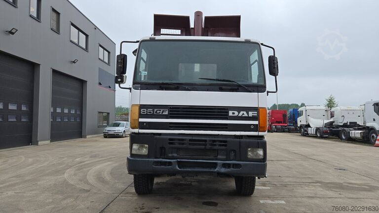 Dumper DAF 85 CF 340 (EURO 2 / MANUAL PUMP / STEEL SUSP. /...