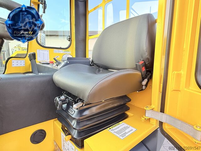 Keturs kryptimis krautuvas Combilift C4000 DIESEL TRIPLEX 6000 FORK POSITIONE