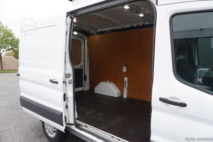 Furgão de caixa Ford Transit 2.0 TDCI 130PK L2H2 EURO 6 - Airco - N...