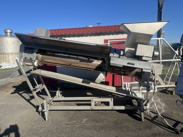 מכונת הפרדת ענפים ודיסטמר של דומדמניות ופירות יער  