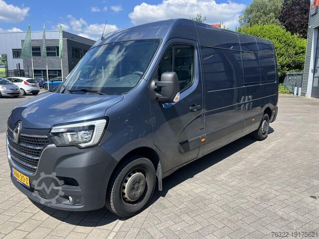 Delivery van Renault MASTER L3H2 136 PK / AIRCO / TREKHAAK/ CAMERA /