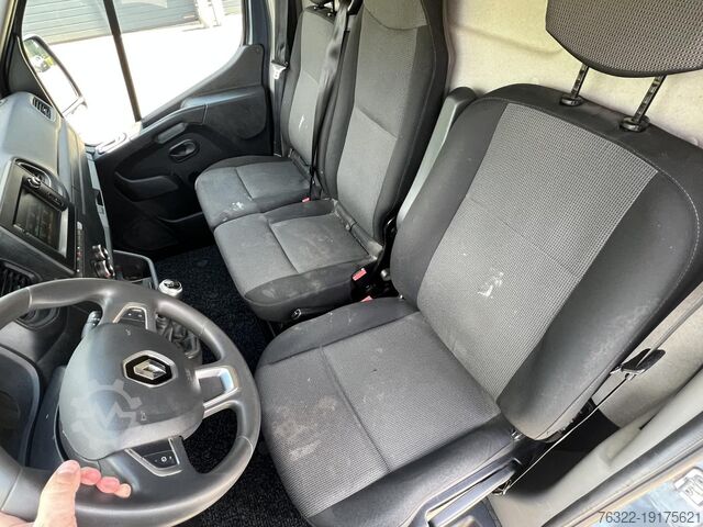 Delivery van Renault MASTER L3H2 136 PK / AIRCO / TREKHAAK/ CAMERA /