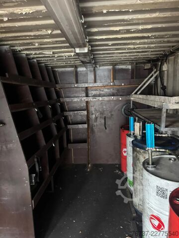 Chiếc vali Renault Midlum **MOBILE WORKSHOP-MOBIELE WERKPLAATS**