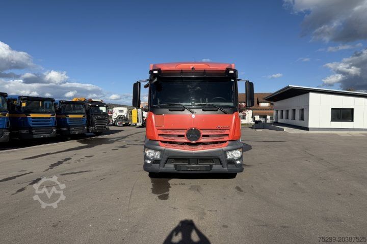 Ledusskapja kravas automašīna Mercedes-Benz Antos 2536 6x2