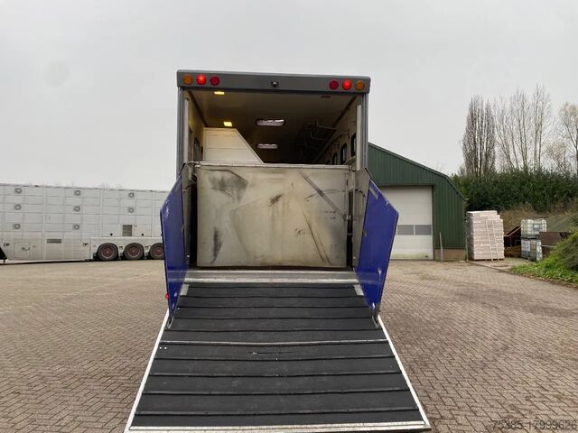 Horse transportation Scania R450 Horse/paarden truck Full air