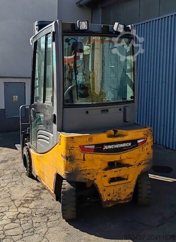 Elektrisk – 4 hjul Jungheinrich EFG 320 5m/ batt2023/ 5396h