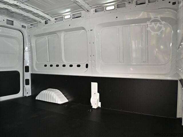 Микробус Maxus eDELIVER 9 KA L3H2 77 kW/h Neues Modell Klima