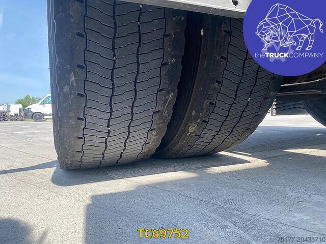 Standard SZM MAN TGX 500