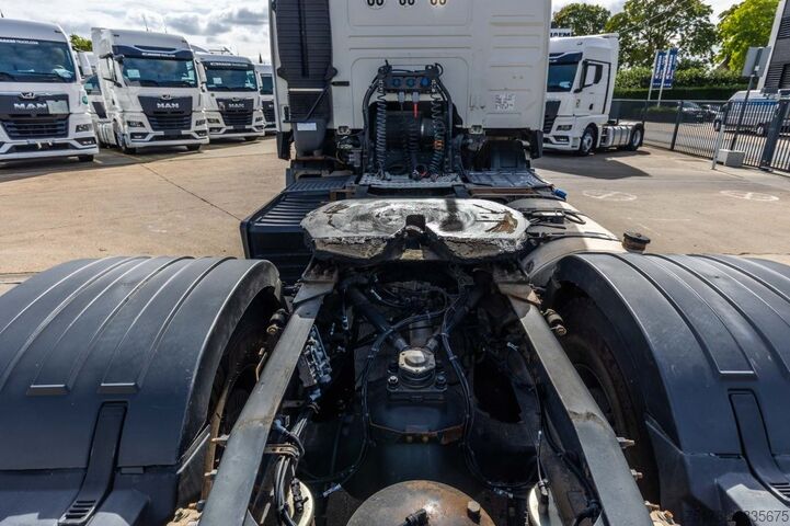 Estándar-SZM VOLVO FMX 450+HYDR