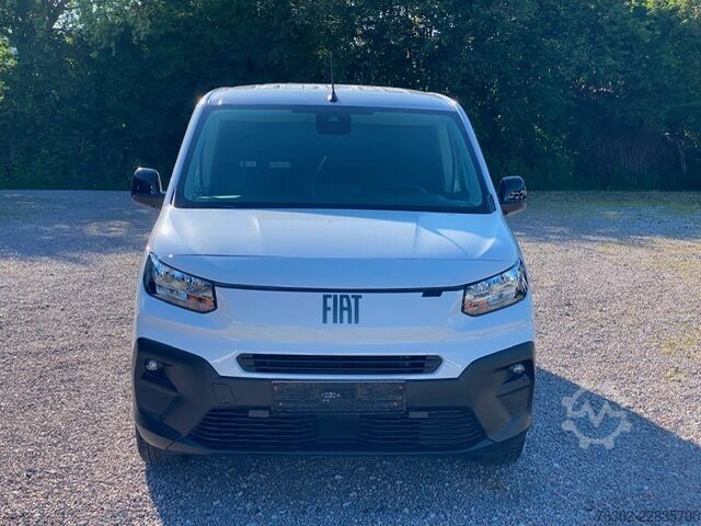 Furgoneta larga FIAT Doblo Kastenwagen XL 1.5 Klima Kamera
