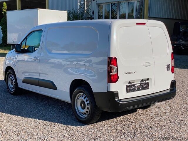 Furgoneta larga FIAT Doblo Kastenwagen XL 1.5 Klima Kamera
